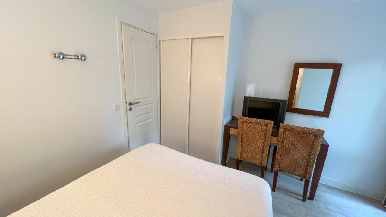 6-Person Apartment With Swimming Pool Tennis Court And Free Parking 25 Le Touquet Екстер'єр фото