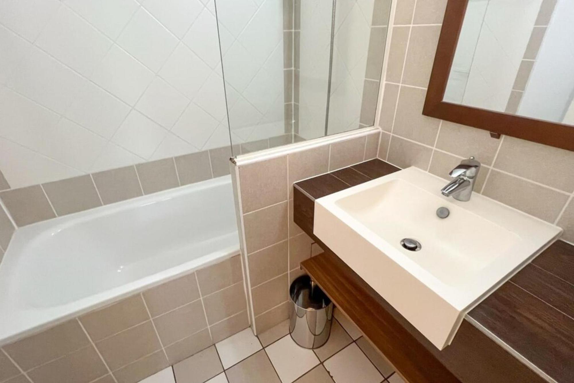 6-Person Apartment With Swimming Pool Tennis Court And Free Parking 25 Le Touquet Екстер'єр фото